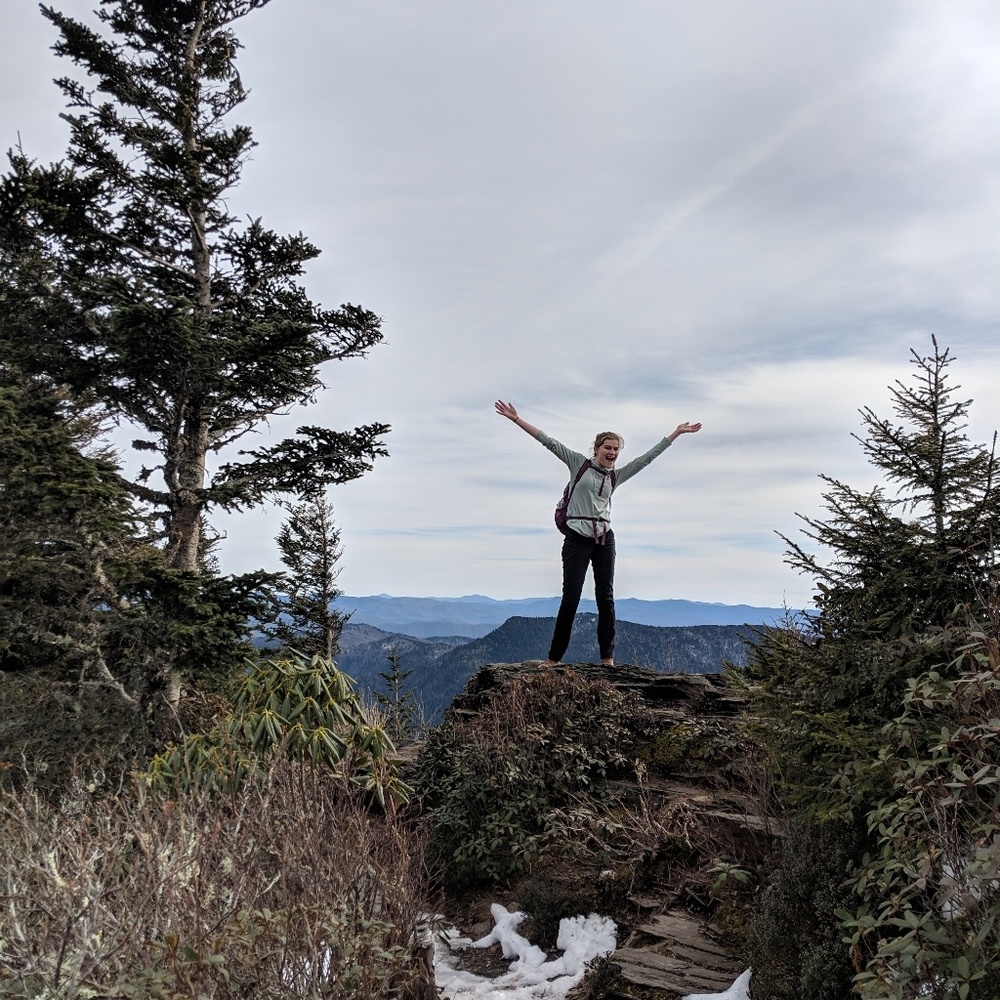 Meet your Posher, Elise